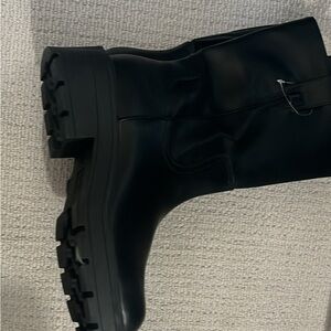 👢WOMENS BOOTS 👢 No Boundaries Black Lug Sole Boots